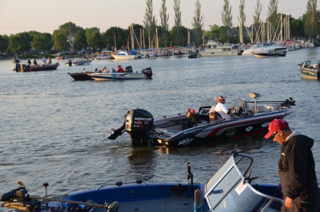 96B4EA9D-21ED-48F1-B538-790DFC175721