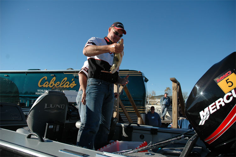 96CCE26D-5F61-41EC-B010-F940D75668D6