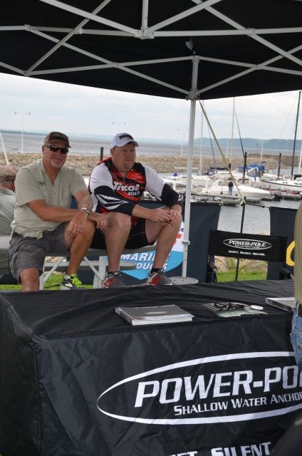 9762DB8D-3550-4805-84EF-1725739FBC46