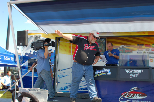 97989523-9F16-40D4-91D3-AB3469037E13