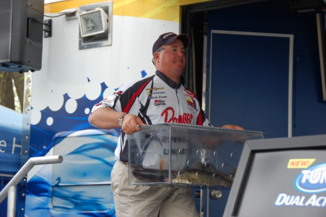 979F65EC-3F3E-40FB-AC9E-98B45A9BB400