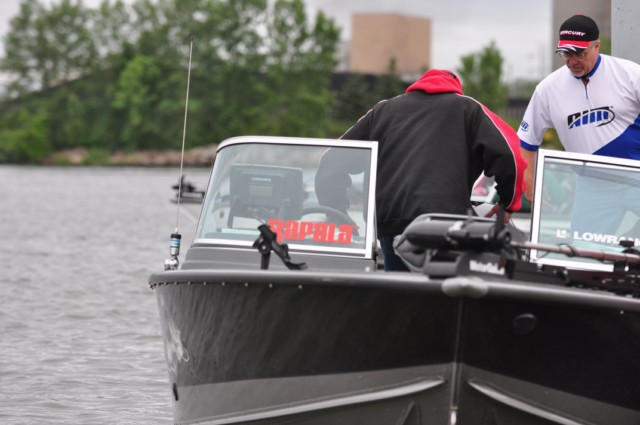 97B750D9-CC45-451C-9D45-08EF7989A8AE