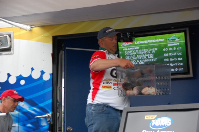 97E7A920-46F8-4556-B7EB-D3B9CAF922DB