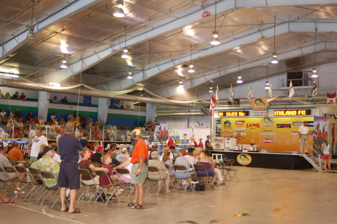 98111106-6BAC-461B-B0E0-258E7E03AA43