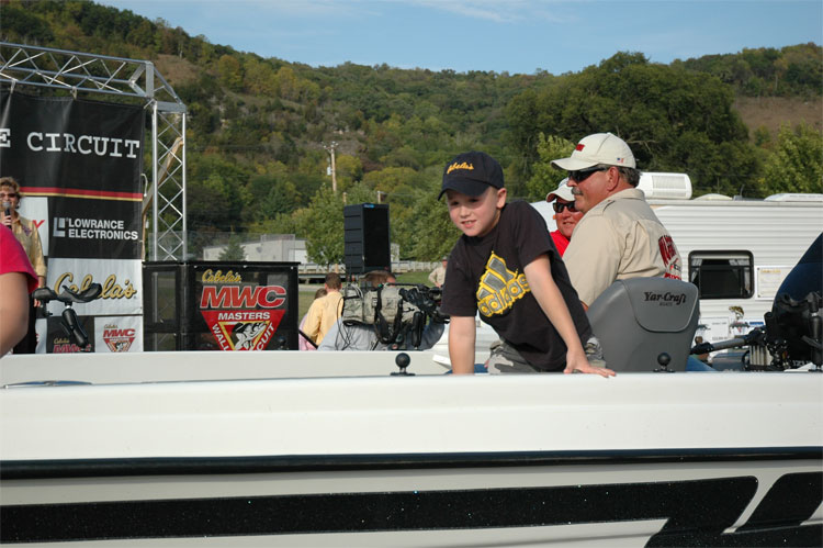 983CB29D-75CD-4C8E-8475-9EAE1847327F