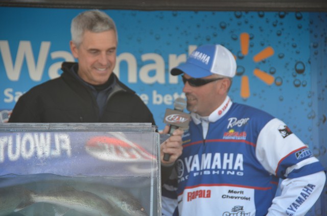 983D2F4E-CBA0-4DE6-9FA6-60C8A899259F