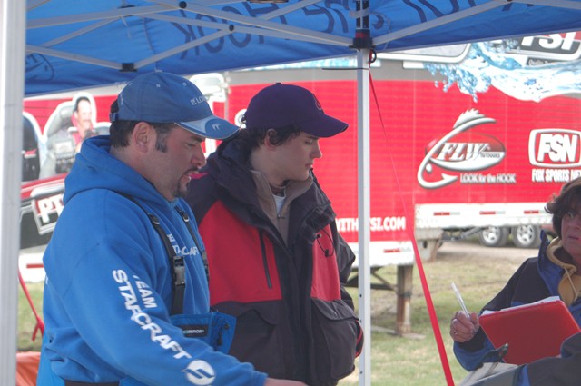 98534760-8DE0-49EC-AFC0-37B85B1AF85A