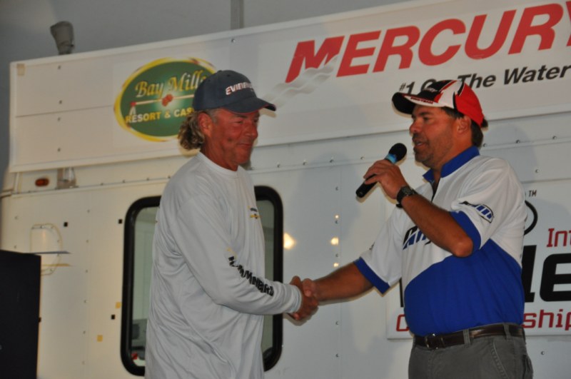 985D8BFE-8BC6-4E52-8712-1A37583BE34B