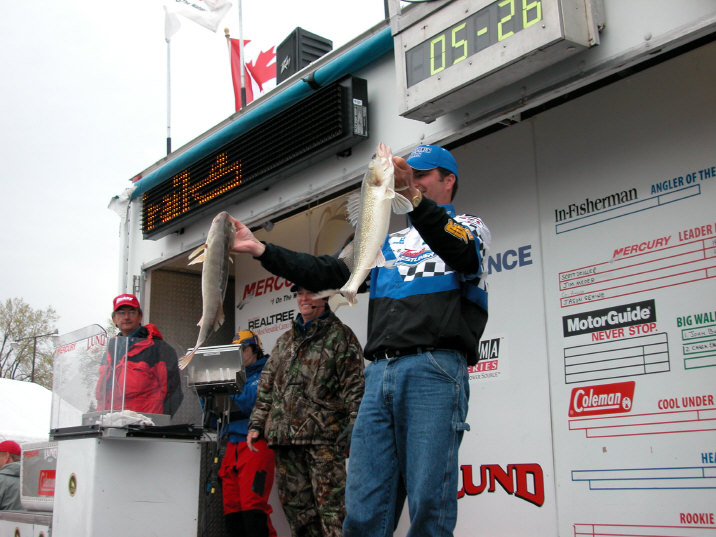 9878E258-921A-4D31-B81A-DFE9312C49A7