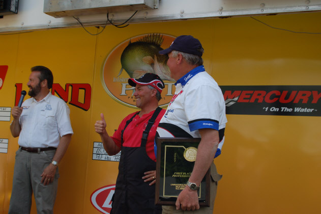 98792762-2C0D-4D5A-8ED3-6B636E594230