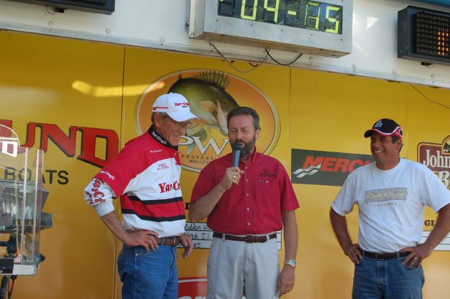 987F5C1E-0860-4669-8894-10E66A4B9EF6