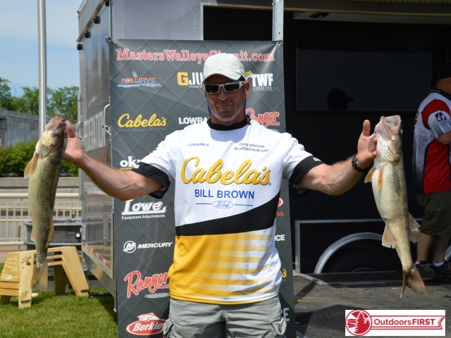 98AABD9F-7129-4873-BB54-2311560148E1