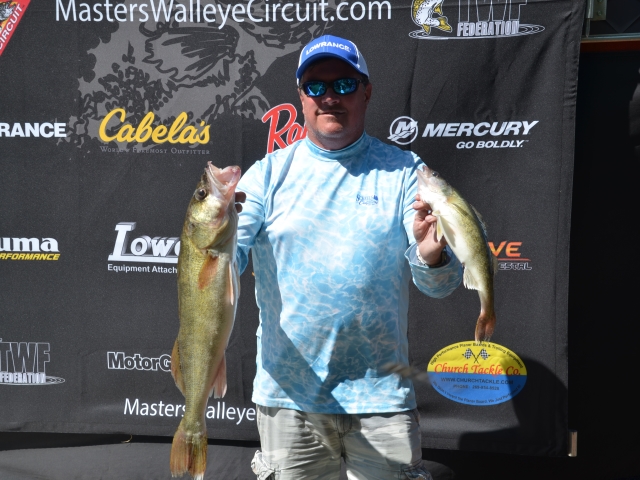 98AD54BD-B989-4D02-B8AA-A5272CD861A9