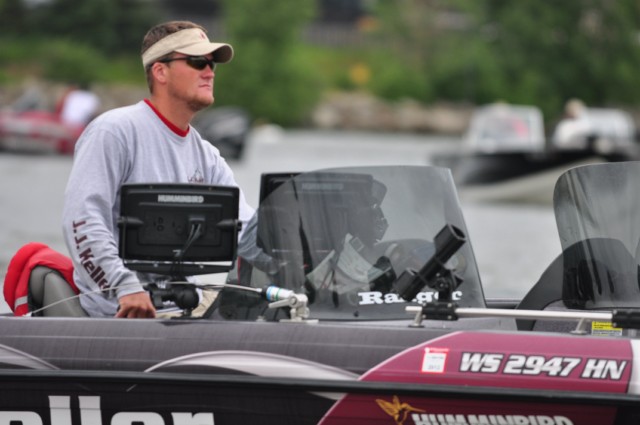 98B7DCCC-5F4B-4B3F-8547-65409E92714F