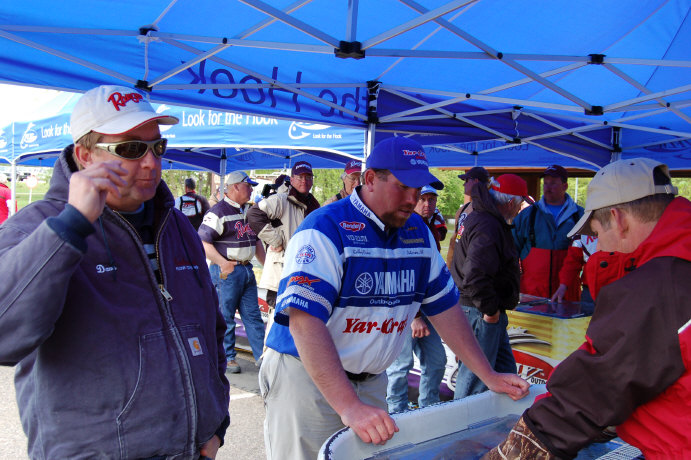 98D1100A-1614-44EE-9933-149488D6D072