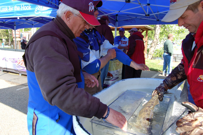 993FB22B-E5B9-4982-8433-3BDB914F3E75