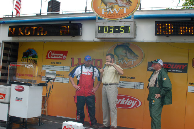 9947D1BD-6711-4079-9B36-3C2F3BF00D92