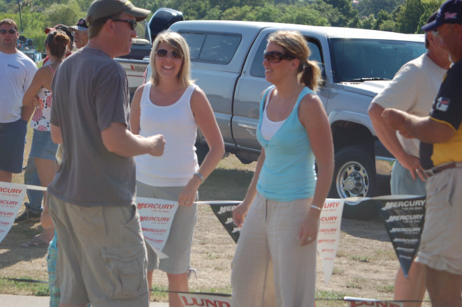 994CF319-A604-4415-A1BF-59552D644135