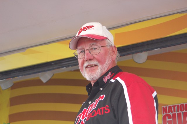 99607F40-CB42-47D9-93F6-298BE29DDF6E