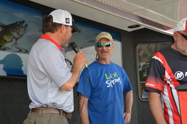 996A1AC5-11B4-4626-BAD7-68D912AAC97F