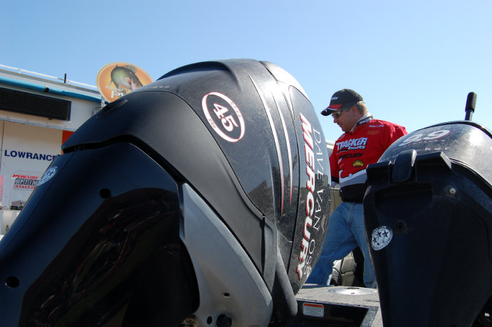 9985BF96-B06C-4F9D-8295-2B83F53CAA07