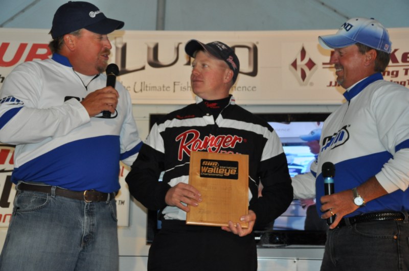 9995768A-C007-4168-90FD-D018141B3704