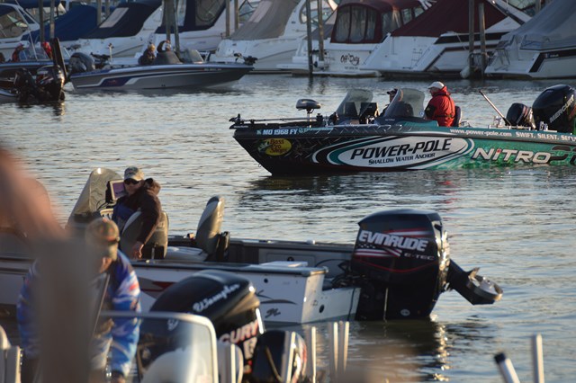 99BC828E-F695-413B-90A6-4243AE172974