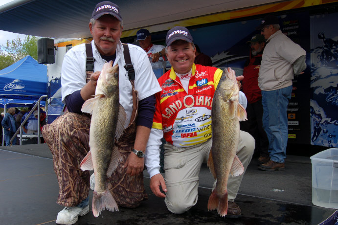 99BF632E-91E2-4E30-A5C2-585F2E630DB8