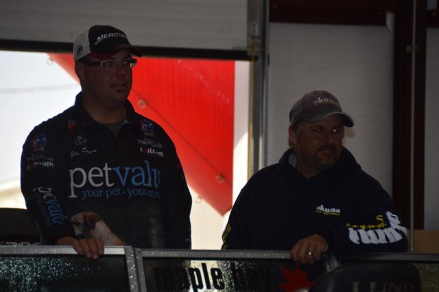 99CC27E3-F29F-4A0E-BD90-81E8921A91C7