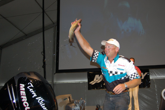 99CD7BFA-E161-493E-AC8B-09991E87B8E8