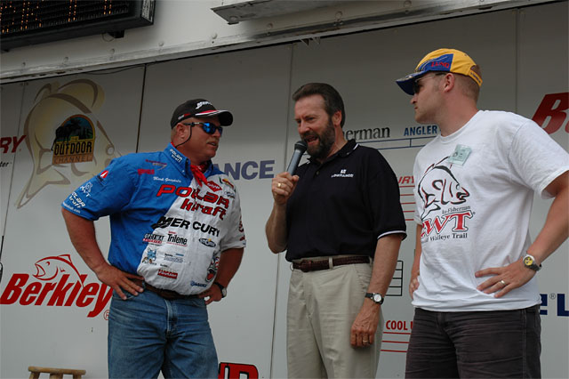 99DF0A1C-AB64-4B7D-842B-CA71A15778CF