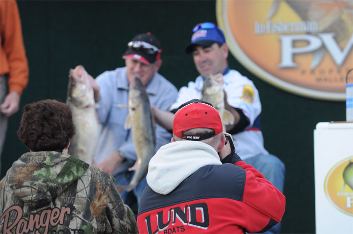 9A252EC6-016C-4248-B48D-706ADAD819F5