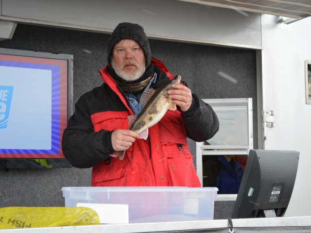 9A3E26BC-00B4-4E25-A6B8-0344BF2542B8