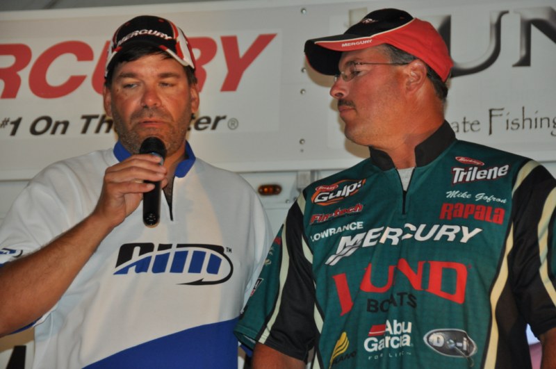 9A7010EB-6E23-48FE-8E33-148051097D63