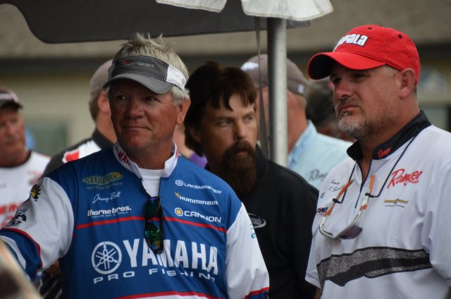 9AD266D4-406A-4441-97C5-075C16E6878C