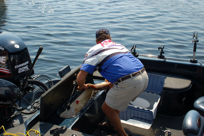 9AD6A0AB-1F39-4616-A702-26321B8662EB