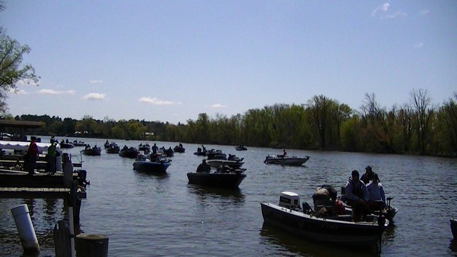 9AD73579-5E74-41FB-A853-3B37A4C7947B