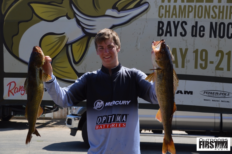 9B079343-4F80-41CC-8965-1F4BF3EC33B0