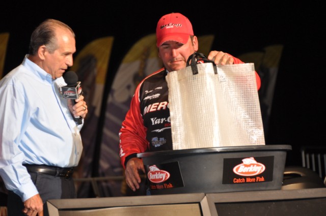 9B2FC869-3C58-4361-8C31-948DB8185D69