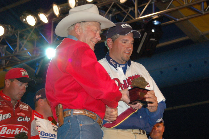 9B579537-0FD9-4636-B366-43ABCA09EDBF