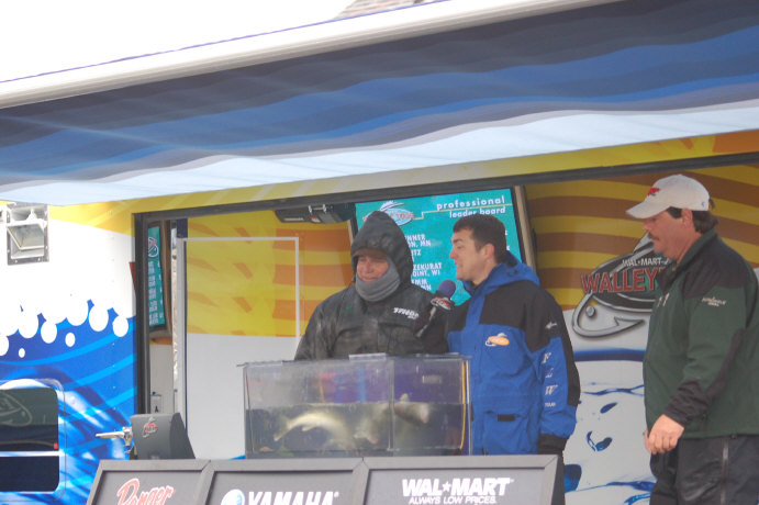 9B8915D4-CF4D-4692-8DED-85B390C9EC93