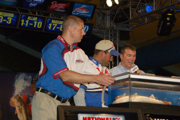 9BA49ABB-80EB-4EC5-8115-E0A900438C6A