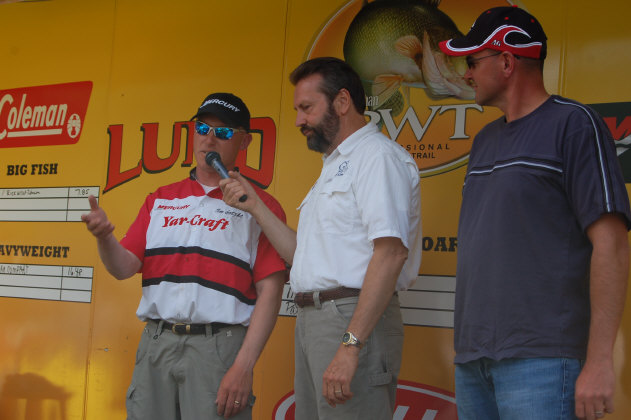 9BB5601D-3E36-4F59-B0E3-89AF89439182