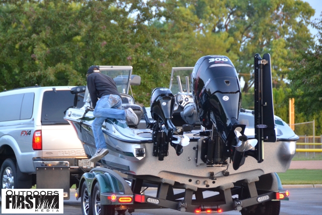 9BF12F4D-4711-4B0C-8703-45B8FCBE0F57