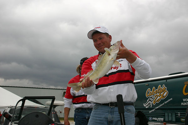 9BF8660D-492C-498A-B75D-AD07DCE05ABF