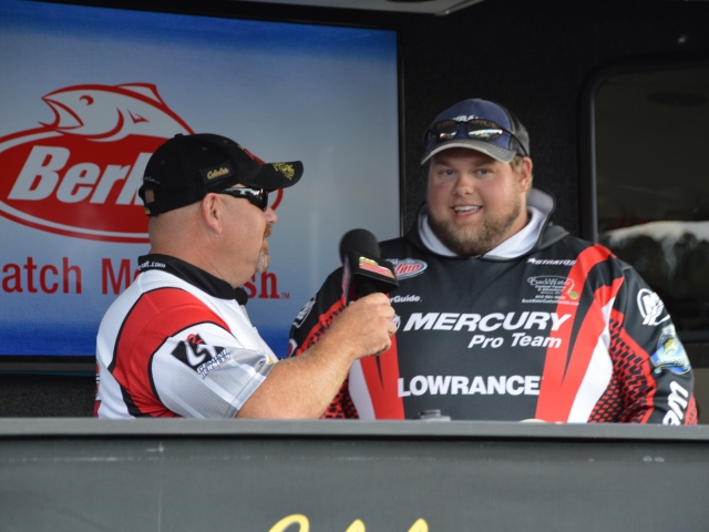 9C053BDC-7A04-400C-B048-0CA6D33D0778