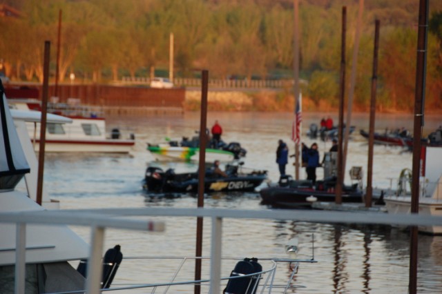 9C137EB7-B129-4C30-AA3E-1DCA7AD2CFE8