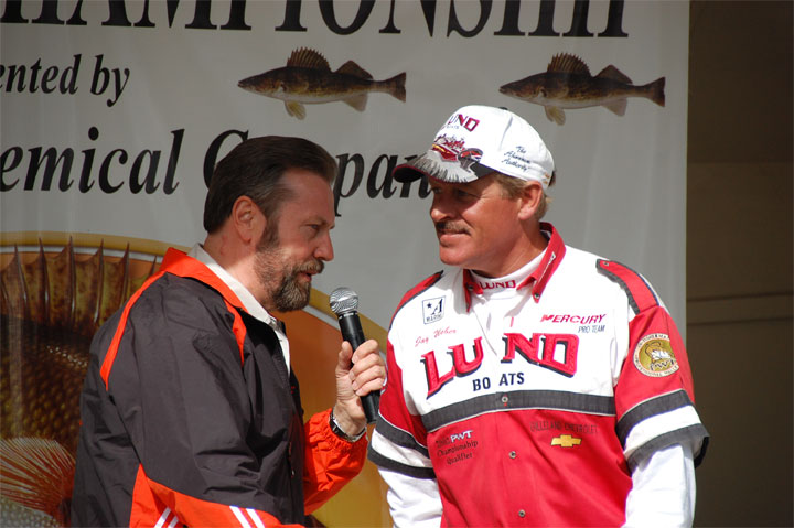 9C18327D-5256-4B63-8D63-A1C0EADEED3F