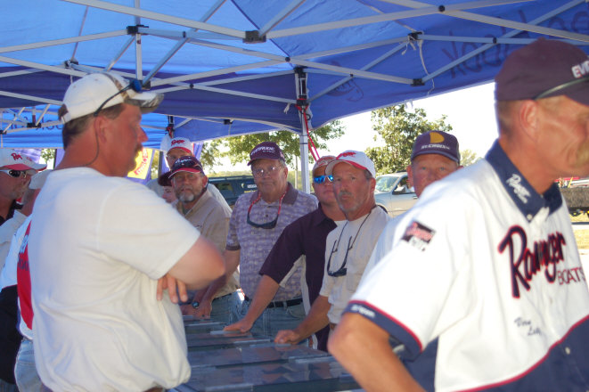 9C202877-F8E5-421B-8F1F-0013368B4D6F