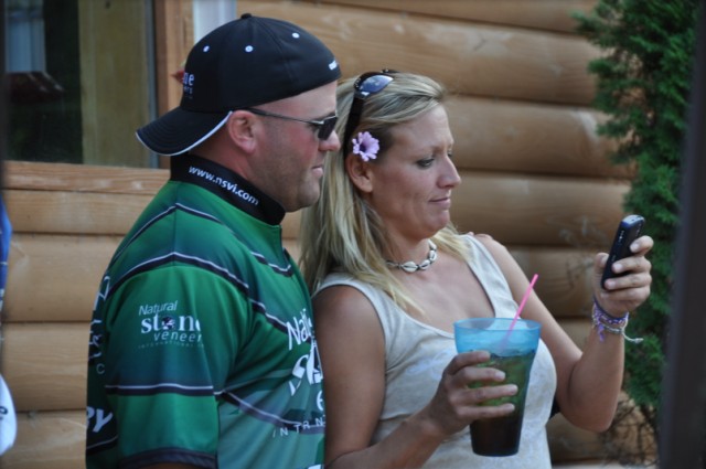 9C461E7D-07DA-41E4-8FD9-17F011B68D41